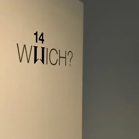 Eleven Готель Сіджас