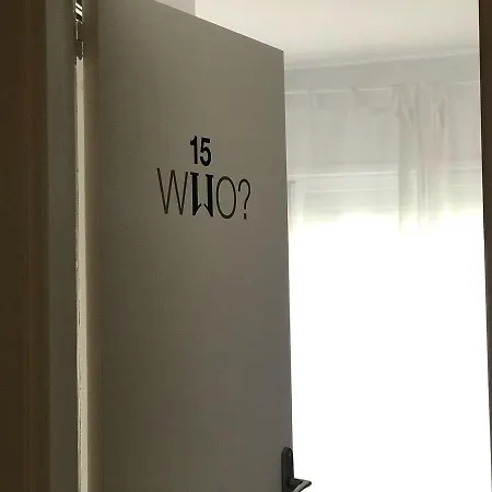 Готель Eleven *