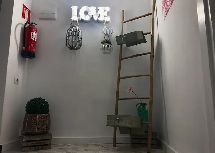 Eleven * Сиджес